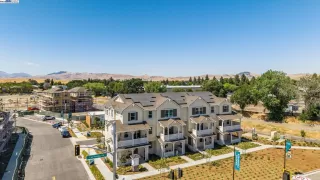 Photo #1: 41104319 Listing 