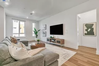 Photo #2: 41104337 Listing