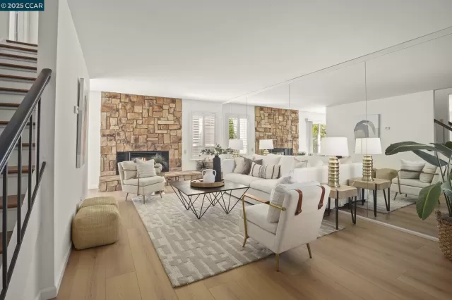 MLS: 41104352 Condo For Sale