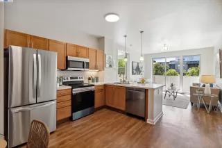 Photo #6: 41104379 Listing 