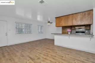 Photo #4: 41104408 Listing