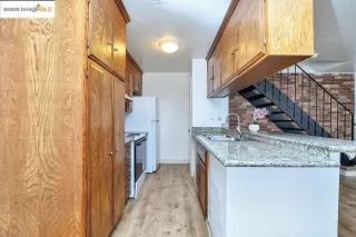 Photo #6: 41104408 Listing