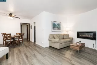 Photo #6: 41104465 Listing