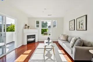 Photo #5: 41104486 Listing 