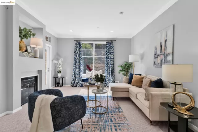 MLS: 41104511 Condo For Sale