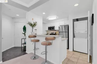 Photo #2: 41104511 Listing