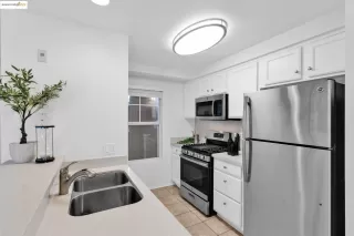 Photo #4: 41104511 Listing