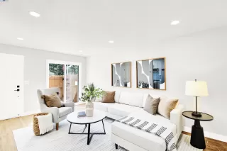 Photo #6: 41104579 Listing