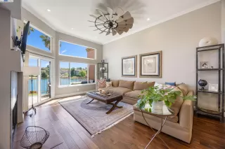 Photo #4: 41104689 Listing