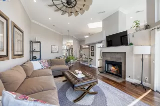 Photo #6: 41104689 Listing