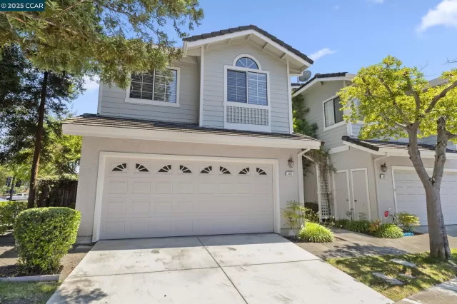 MLS: 41104699 Condo For Sale