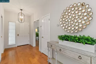 Photo #4: 41104699 Listing