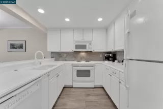 Photo #3: 41104765 Listing