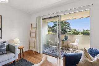 Photo #5: 41104780 Listing