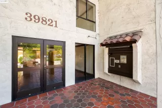 Photo #2: 41104788 Listing