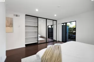 Photo #5: 41104788 Listing