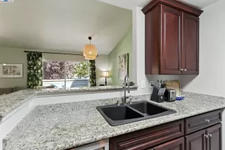 Photo #6: 41104854 Listing 