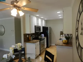 Photo #5: 41104862 Listing