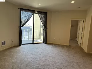 Photo #4: 41104879 Listing