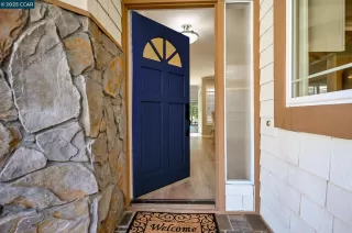 Photo #5: 41104975 Listing