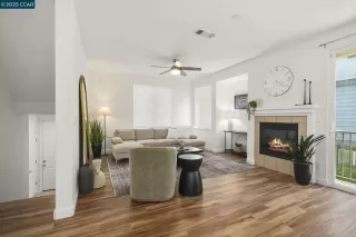 Photo #5: 41104982 Listing