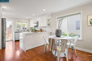 Photo #3: 41105015 Listing