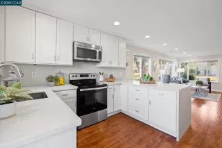 Photo #4: 41105015 Listing