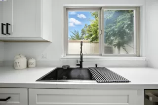 Photo #3: 41105075 Listing