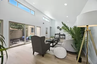 Photo #5: 41105075 Listing