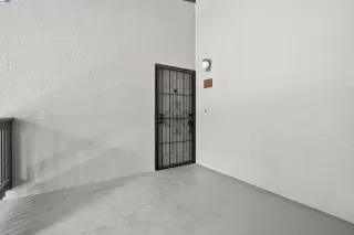 Photo #2: 41105099 Listing