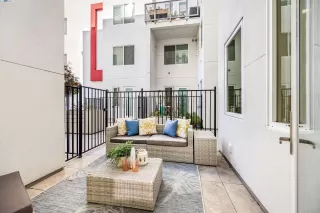 Photo #6: 41105137 Listing