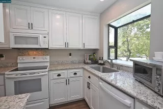 Photo #3: 41105160 Listing 