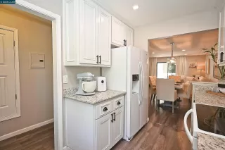 Photo #5: 41105160 Listing 