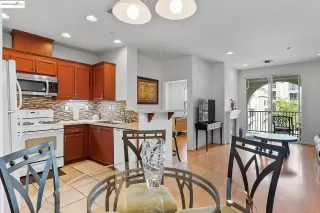 Photo #2: 41105238 Listing 