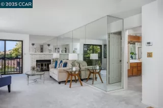 Photo #6: 41105267 Listing