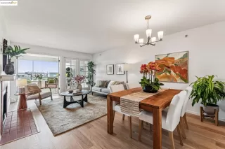 Photo #4: 41105356 Listing