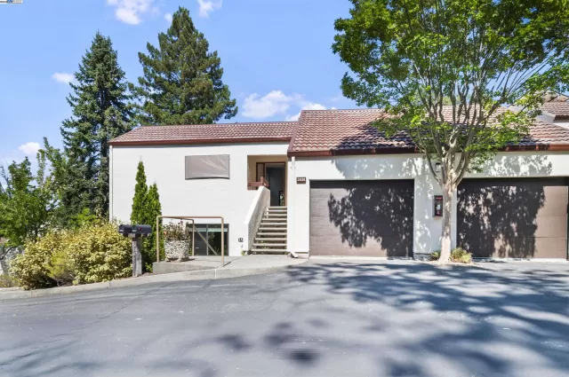 MLS: 41105437 Condo For Sale