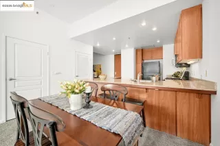 Photo #6: 41105464 Listing 