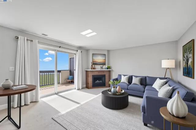 MLS: 41105478 Condo For Sale