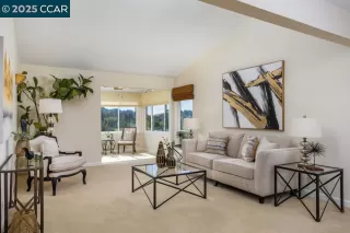 Photo #5: 41105517 Listing 