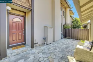 Photo #3: 41105542 Listing