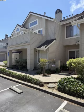 Photo #2: 41105546 Listing