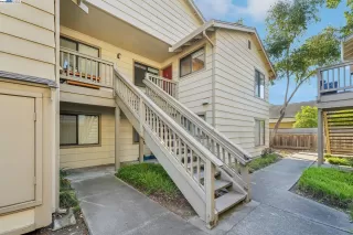 More Details about MLS # 41105552 : 1006 CHELSEA