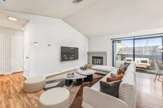 Photo #4: 41105552 Listing