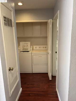 Photo #5: 41105564 Listing 