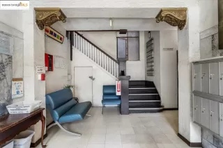 Photo #5: 41105608 Listing 