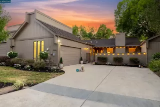 More Details about MLS # 41105620 : 3136 LIPPIZANER LANE