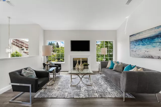 MLS: 41105699 Condo For Sale