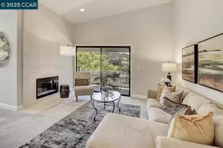 Photo #2: 41105704 Listing