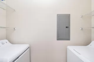 Photo #6: 41105787 Listing